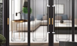  An aluminum alloy sliding door in the living room is pleasing to the eye