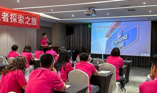  From June 13 to 14, the training exchange meeting of Dreaming Future 2024 Diamond Coatings was held in Zhengzhou! A journey of exploration for dream implementers