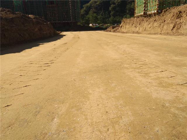 泥土固化场地硬化西安景观自然道路固化土西安生物酶土壤固化剂