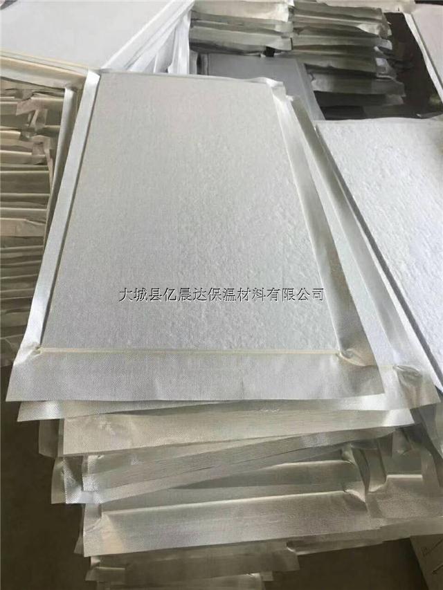 真空保温板