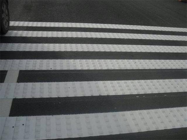 Ƽl(xing)I(y)ۄƼl(xing)܇λʩͣ܇(chng)愝