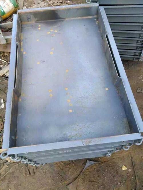 大进模具厂主营产品:盖板模具,排水沟模具,电缆沟模具,化粪池钢模具