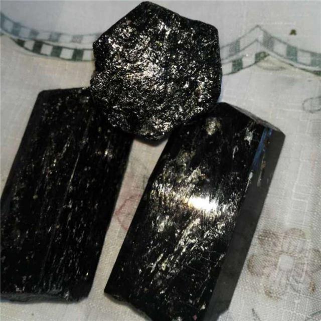 托玛琳单晶体电气石大块电气石高纯度负离子电气石