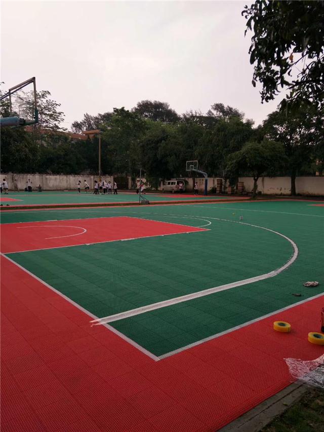 篮球场悬浮地板 室外拼装地板 篮球馆悬浮拼装地板 防滑地板