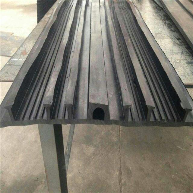 【350*8变形缝用外贴橡胶止水带】图片_品牌_生产供应商厂家-衡水盈辉