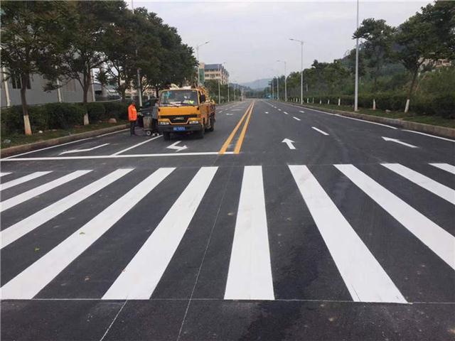 深圳道路划线,深圳小区划线,深圳消防通道划线