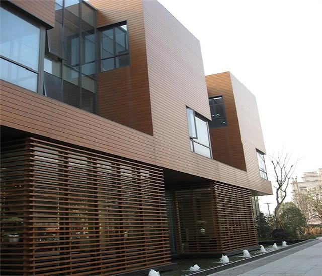 首页 产品供应 墙体幕墙 墙面装饰 > 供应新型环保塑木挂板117*14