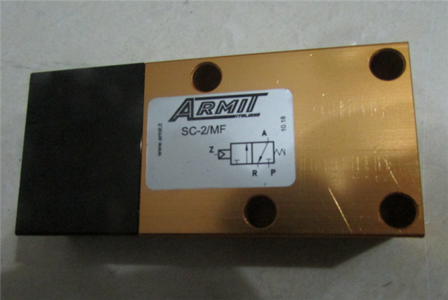 Armit늴yBM4/CN1