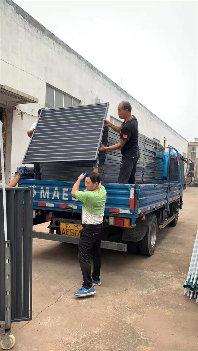 供应姜堰热镀锌围墙护栏厂家安装 南京