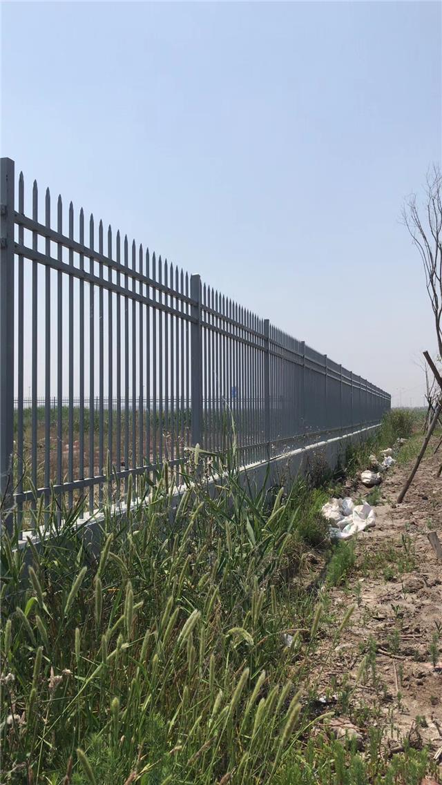 泰兴静电喷涂锌钢围墙护栏厂家安装定制