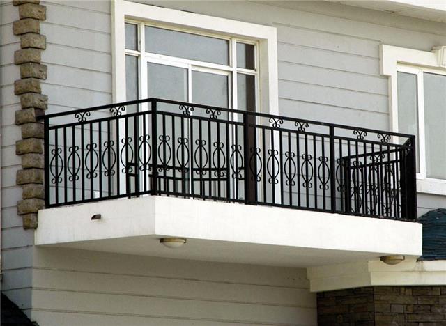 高港锌钢组装式阳台栏杆厂家定制安装