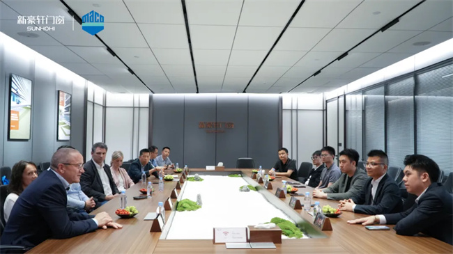  欧洲顶 级门窗供应商MACO五金走进新豪轩门窗，共商共谋共赢新未来