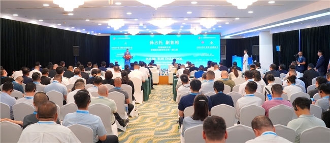 凉山州举行根基医顾全夷易近参保妄想会集张扬月行动