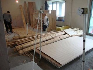  I know that the carpenter will make the wardrobe price list and make the wardrobe no longer be trapped