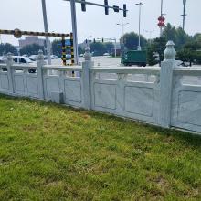 草白玉石栏杆报价-城市地道桥石材栏杆定制安装